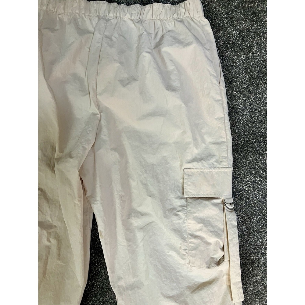 Bar III Cropped Pull On Cargo Pants Sz Large Beige Tan Women's Jogger Leg - Picture 5 of 7